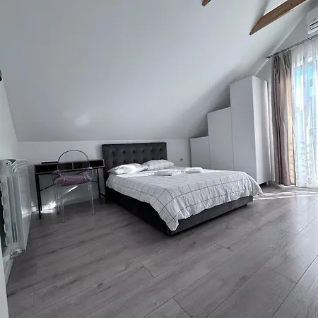 Arena Apartment *